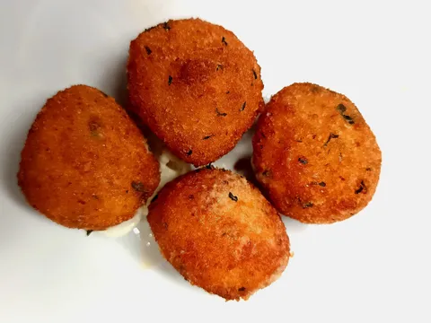 Mozzarelline ciliegine impanate e fritte